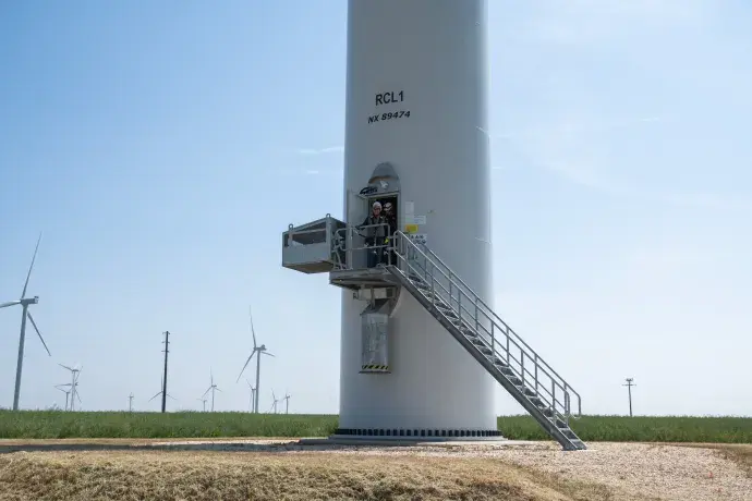 Parc éolien Louville-la-Chenard - crédit photo Emeline Hamon