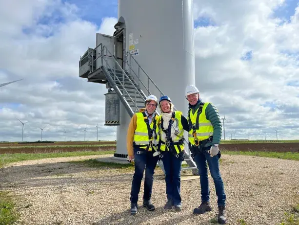 Louville-la-chenard rencontre équipe sur le parc éolien